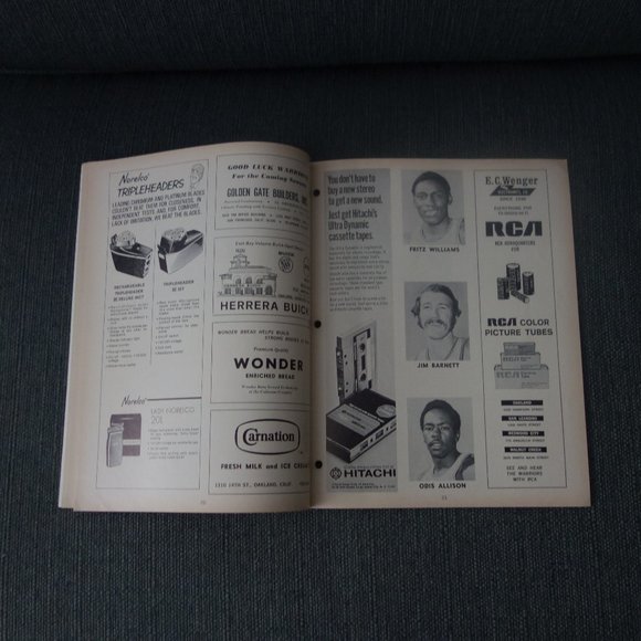 Vintage Official Warriors Quarterly 1971-72 - Picture 8 of 15